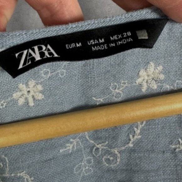 Zara Blue Floral Embroidery Linen Blend Top‎ Size Medium Button Front Bohemian M - Picture 7 of 15